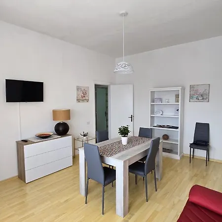 Sulla Via Del Mare House Apartamento Terralba